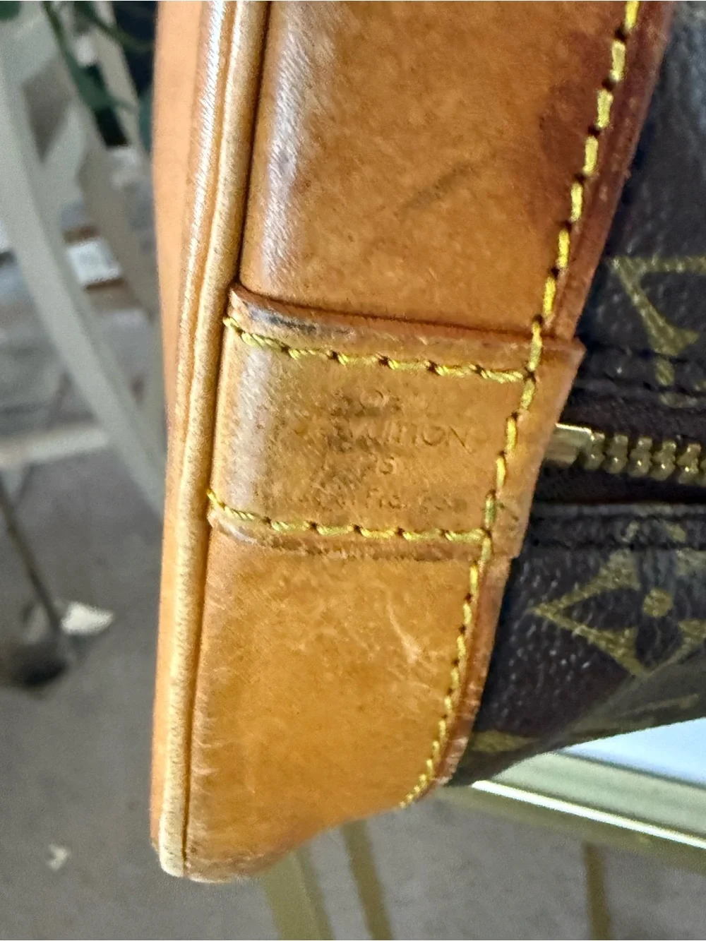 Louis Vuitton Monogram Alma PM Handbag | VI0933 | Made in France | Vintage